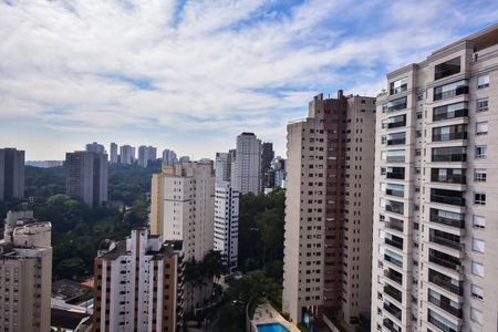Apartamento à venda com 105m², 2 quartos e 2 vagasVista da Suíte 2