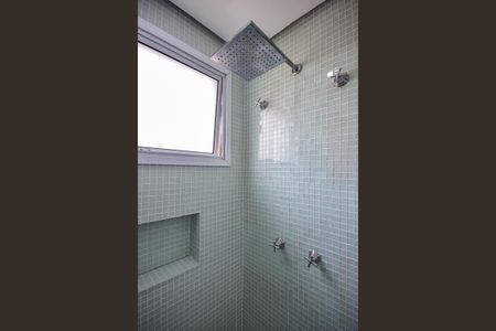 Apartamento à venda com 105m², 2 quartos e 2 vagasBanheiro da Suíte 2