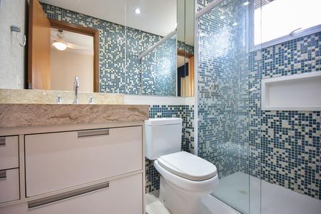 Apartamento à venda com 105m², 2 quartos e 2 vagasBanheiro da Suíte 1