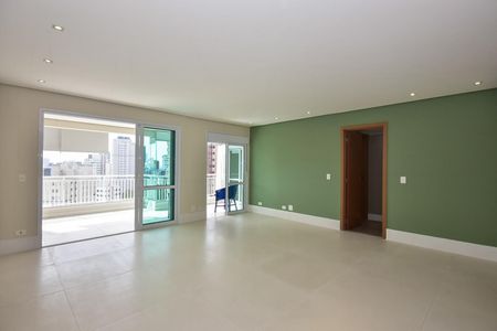 Apartamento à venda com 105m², 2 quartos e 2 vagasSala