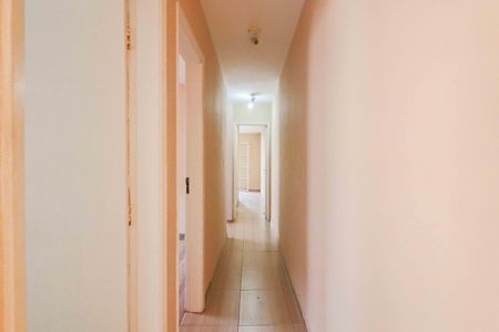 Casa à venda com 134m², 3 quartos e 2 vagasCorredor 