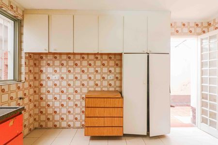 Casa à venda com 134m², 3 quartos e 2 vagasCozinha