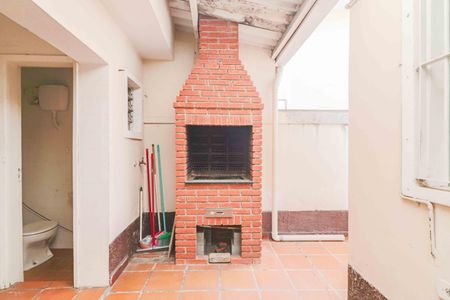 Casa à venda com 134m², 3 quartos e 2 vagasChurrasqueira