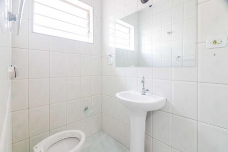 Casa à venda com 134m², 3 quartos e 2 vagasBanheiro da Suíte