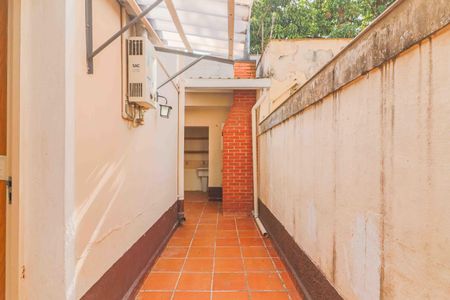 Casa à venda com 134m², 3 quartos e 2 vagasQuintal