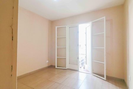 Casa à venda com 134m², 3 quartos e 2 vagasSuíte