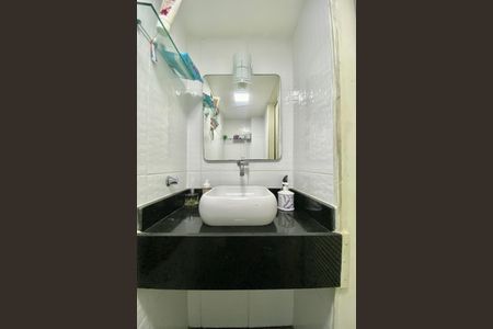 Lavabo de apartamento à venda com 3 quartos, 130m² em Copacabana, Rio de Janeiro