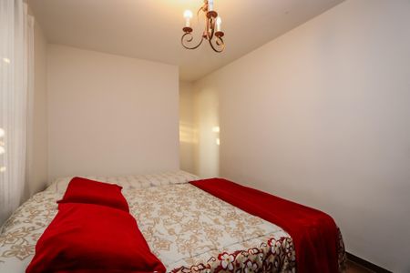 Casa à venda com 420m², 4 quartos e 6 vagas Casa à venda com 420m², 4 quartos e 6 vagasSuite 2