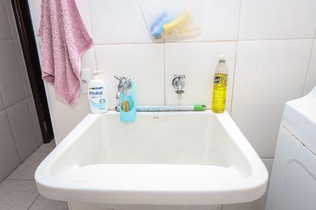 Casa à venda com 420m², 4 quartos e 6 vagas Casa à venda com 420m², 4 quartos e 6 vagasLavanderia