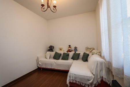 Casa à venda com 420m², 4 quartos e 6 vagas Casa à venda com 420m², 4 quartos e 6 vagasQuarto 3