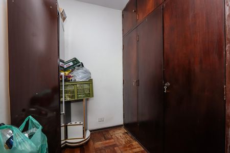 Casa à venda com 420m², 4 quartos e 6 vagas Casa à venda com 420m², 4 quartos e 6 vagasQuarto de Serviço