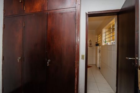 Casa à venda com 420m², 4 quartos e 6 vagas Casa à venda com 420m², 4 quartos e 6 vagasQuarto de Serviço