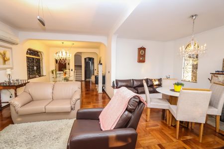 Sala de casa à venda com 4 quartos, 420m² em Jardim Leonor, São Paulo