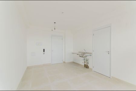 Studio para alugar com 33m², 1 quarto e sem vaga Studio para alugar com 33m², 1 quarto e sem vagaSala/Quarto