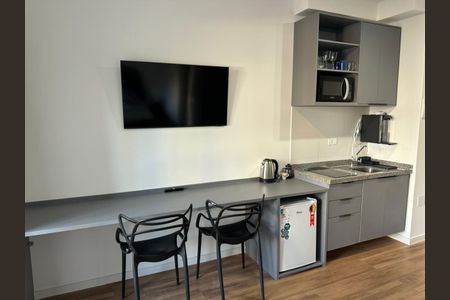Studio de kitnet/studio para alugar com 1 quarto, 27m² em Vila Olímpia, São Paulo