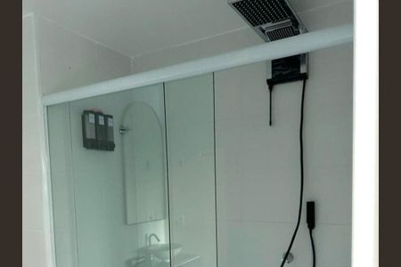 Banheiro de kitnet/studio para alugar com 1 quarto, 27m² em Vila Olímpia, São Paulo