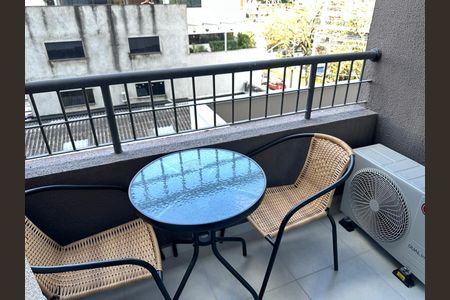 Studio para alugar com 27m², 1 quarto e sem vaga Studio para alugar com 27m², 1 quarto e sem vagaStudio