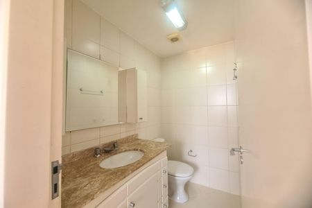 Apartamento para alugar com 101m², 2 quartos e 1 vagaBanheiro da Suíte