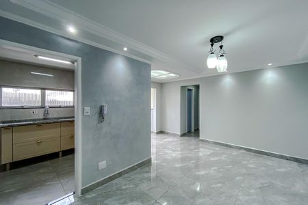 Apartamento à venda com 68m², 2 quartos e 1 vagaSala