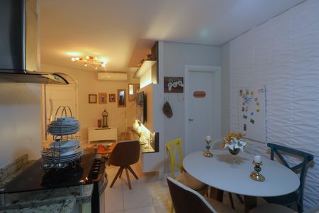 Casa à venda com 115m², 3 quartos e 2 vagasCozinha