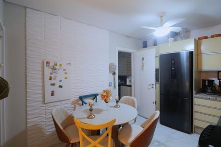 Casa à venda com 115m², 3 quartos e 2 vagasCozinha