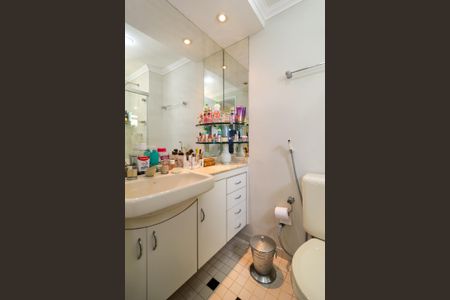 Apartamento para alugar com 75m², 3 quartos e 2 vagas Apartamento para alugar com 75m², 3 quartos e 2 vagasBanheiro da Suíte