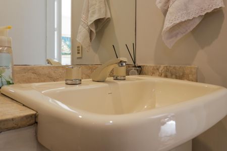 Apartamento para alugar com 75m², 3 quartos e 2 vagas Apartamento para alugar com 75m², 3 quartos e 2 vagasBanheiro