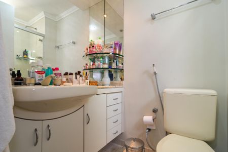 Apartamento para alugar com 75m², 3 quartos e 2 vagas Apartamento para alugar com 75m², 3 quartos e 2 vagasBanheiro da Suíte