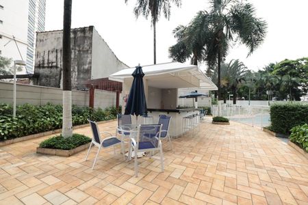 Apartamento à venda com 58m², 2 quartos e 1 vaga Apartamento à venda com 58m², 2 quartos e 1 vagaÁrea comum - Piscina