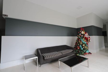 Apartamento à venda com 58m², 2 quartos e 1 vaga Apartamento à venda com 58m², 2 quartos e 1 vagaHall social