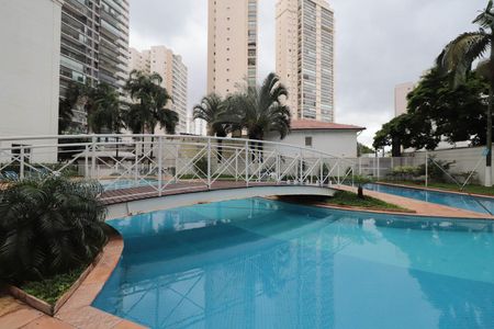 Apartamento à venda com 58m², 2 quartos e 1 vaga Apartamento à venda com 58m², 2 quartos e 1 vagaÁrea comum - Piscina