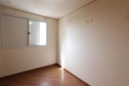 Apartamento à venda com 58m², 2 quartos e 1 vagaQuarto 2