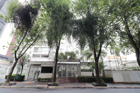Apartamento à venda com 58m², 2 quartos e 1 vaga Apartamento à venda com 58m², 2 quartos e 1 vagaFachada