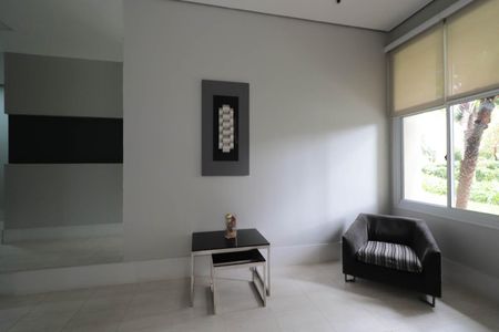 Apartamento à venda com 58m², 2 quartos e 1 vaga Apartamento à venda com 58m², 2 quartos e 1 vagaHall social