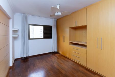Apartamento para alugar com 139m², 3 quartos e 2 vagas Apartamento para alugar com 139m², 3 quartos e 2 vagasSuíte