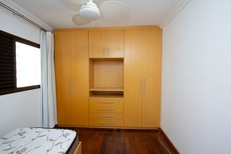 Apartamento para alugar com 139m², 3 quartos e 2 vagas Apartamento para alugar com 139m², 3 quartos e 2 vagasQuarto 2
