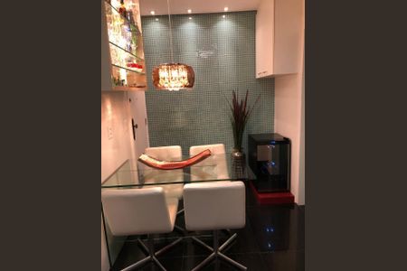 Apartamento à venda com 90m², 3 quartos e 2 vagasCozinha e copa