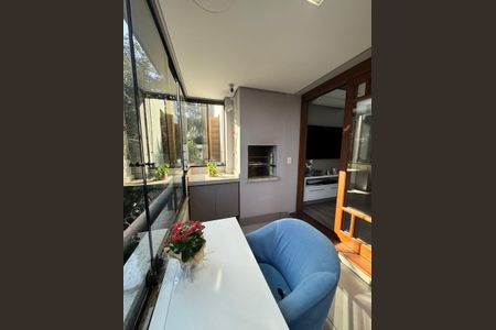 Apartamento à venda com 68m², 2 quartos e 1 vaga Apartamento à venda com 68m², 2 quartos e 1 vagaVaranda