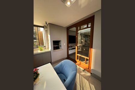 Apartamento à venda com 68m², 2 quartos e 1 vaga Apartamento à venda com 68m², 2 quartos e 1 vagaVaranda