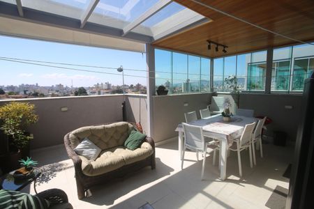 Apartamento à venda com 114m², 2 quartos e 3 vagasÁrea comum