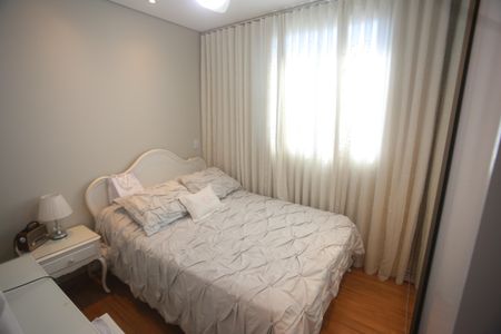 Apartamento à venda com 114m², 2 quartos e 3 vagasQuarto