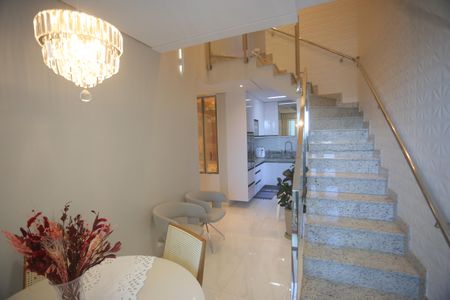 Sala de apartamento à venda com 2 quartos, 114m² em Coração Eucarístico, Belo Horizonte