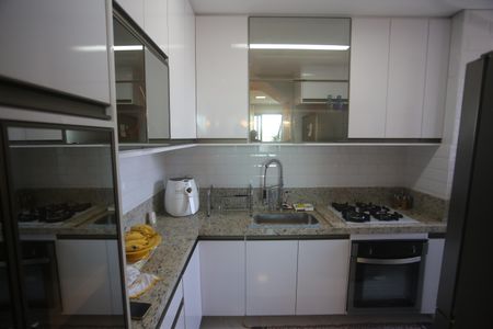 Apartamento à venda com 114m², 2 quartos e 3 vagasCozinha