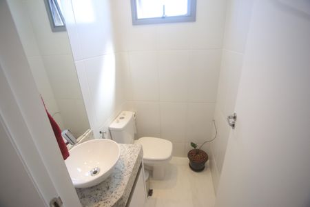 Apartamento à venda com 114m², 2 quartos e 3 vagasBanheiro Social 2