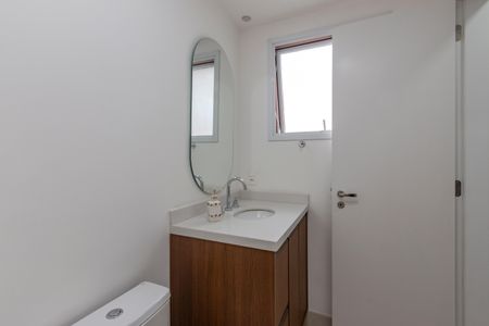 Apartamento à venda com 84m², 2 quartos e 2 vagasBanheiro da Suíte