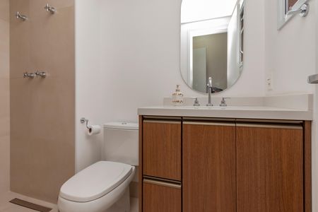 Apartamento à venda com 84m², 2 quartos e 2 vagasBanheiro da Suíte