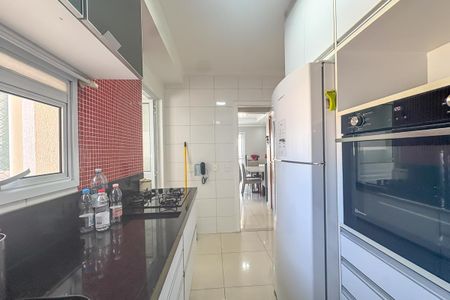 Apartamento para alugar com 107m², 3 quartos e 2 vagas Apartamento para alugar com 107m², 3 quartos e 2 vagasCozinha