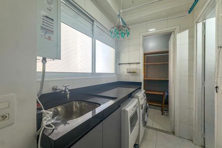 Apartamento para alugar com 107m², 3 quartos e 2 vagas Apartamento para alugar com 107m², 3 quartos e 2 vagasÁrea de Serviço