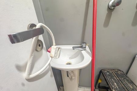 Apartamento para alugar com 107m², 3 quartos e 2 vagas Apartamento para alugar com 107m², 3 quartos e 2 vagasBanheiro de serviço