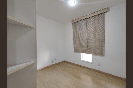 Apartamento à venda com 97m², 3 quartos e 1 vagaQuarto 2